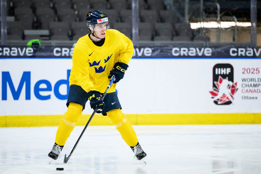 Jonathan Lekkerimäki of Sweden at a practice session