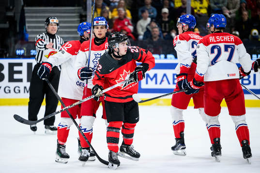 Jordan Dumais of Canada against Tomas Hamara of Czech
