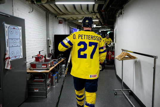 Oskar Pettersson of Sweden