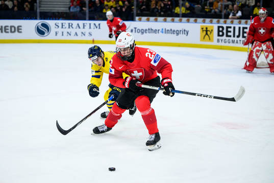 Jonathan Lekkerimäki of Sweden and Leon Muggli of