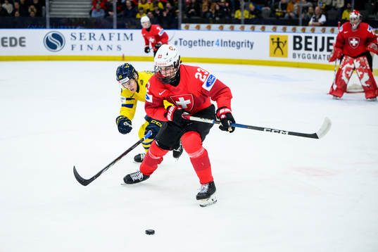 Jonathan Lekkerimäki of Sweden and Leon Muggli of