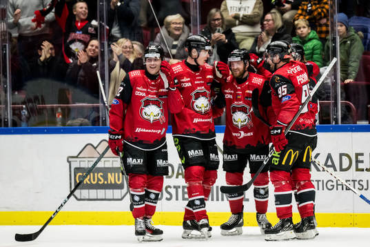 Malmö Redhawks Joakim Ryan jublar