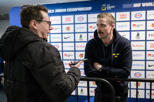 Assistant coach Pierre Johnsson of Sweden