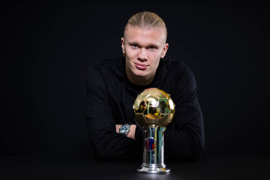 Bläddra bland fler bilder av Football, Norway, Gullballen