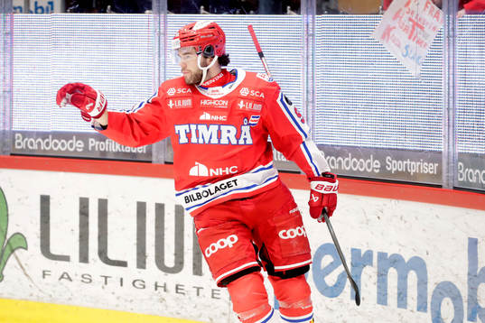 Timrås Magnus Pääjärvi jublar