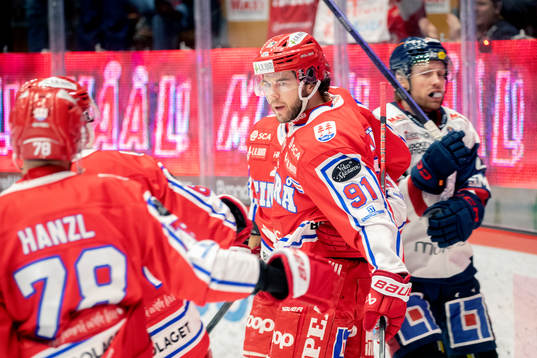 Timrås Magnus Pääjärvi jublar
