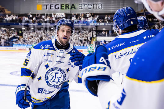Leksands Max Veronneau jublar