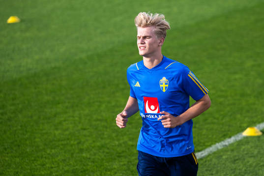 Lucas Bergvall of the Swedish men's football national team