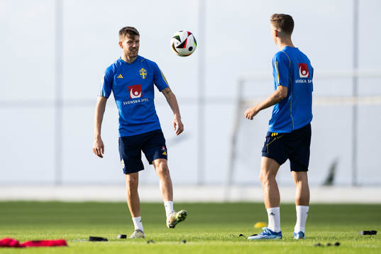 Anton Salétros and Samuel Leach Holm of the Swedish men's
