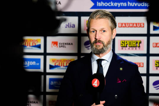 Färjestads sportdirektör Rickard Wallin