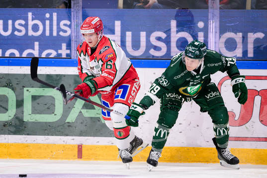 Frölundas Filip Hasa och Färjestads Patrik Lundh
