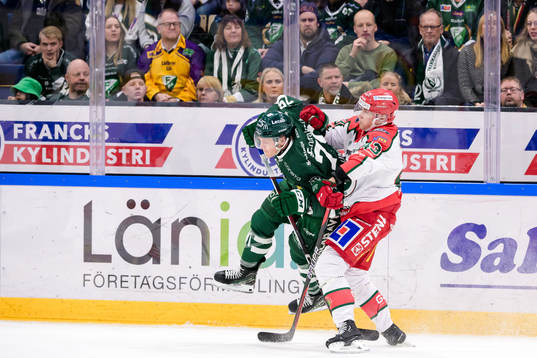 Färjestads Patrik Lundh och Frölundas Tom Nilsson