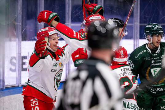 Frölundas Max Friberg jublar