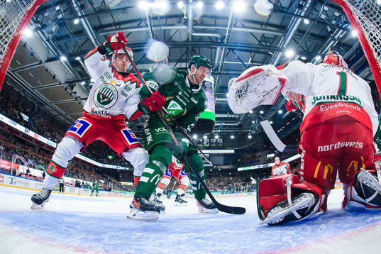 Frölundas Linus Högberg och Färjestads Joel Kellman