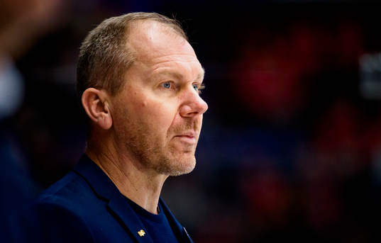 HV71s tränare Johan Lindbom