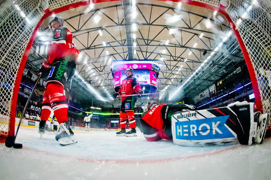 Örebros Gustav Backström, Hannes Björninen och målvakt