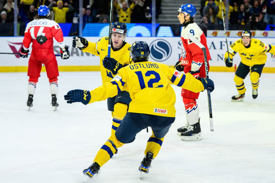 Jonathan Lekkerimäki and Noah Östlund of Sweden celebrate