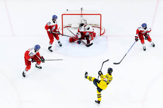 Jonathan Lekkerimäki of Sweden scores 5-2