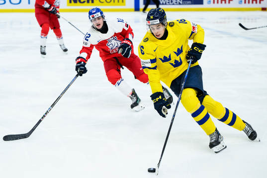 Dominik Rymon of Czech Republic and Felix Unger Sörum of