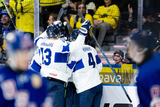 Players of Finland celebrate the 0-1 goal by Oiva Keskinen