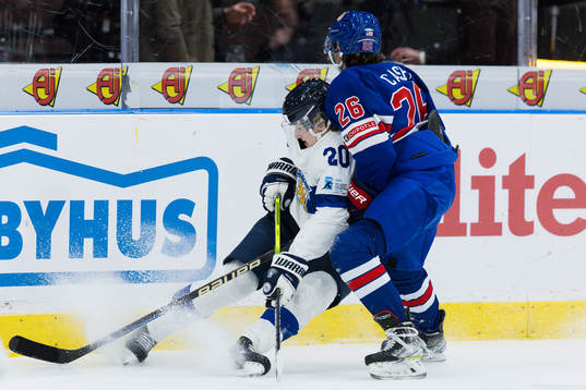 Oiva Keskinen of Finland and Seamus Casey of USA