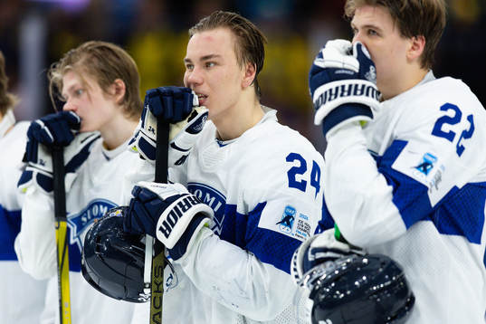 Aleksanteri Kaskimaki of Finland looks dejected