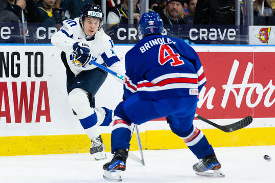 Emil Pieniniemi of Finland and Gavin Brindley of USA