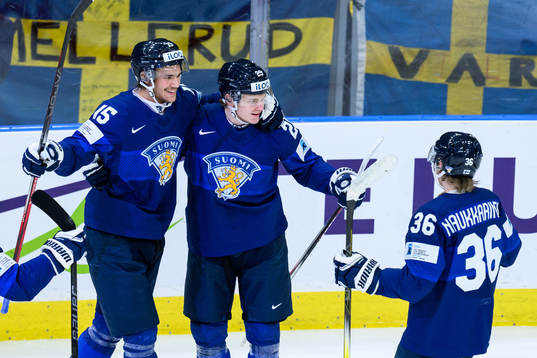Lenni Hameenaho of Finland celebrates the 2-4 goal