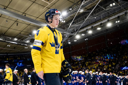 Axel Sandin-Pellikka of Sweden looks dejected