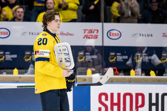 Liam Öhgren of Sweden looks dejected