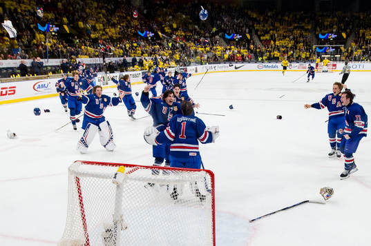 Players of USA celebrate
