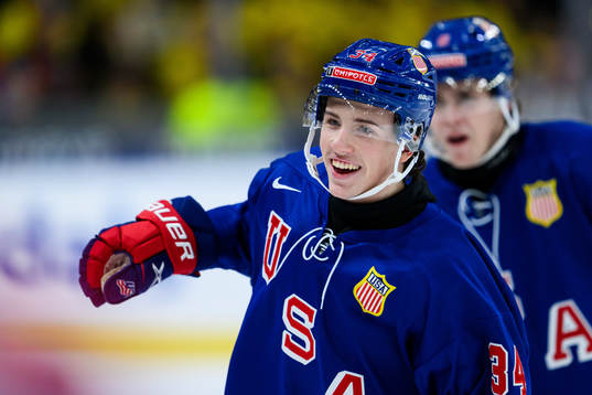 Gabe Perreault of USA celebrates the 1-0 goal