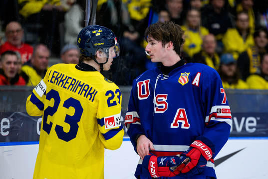 Jonathan Lekkerimäki of Sweden and Ryan Chesley of USA
