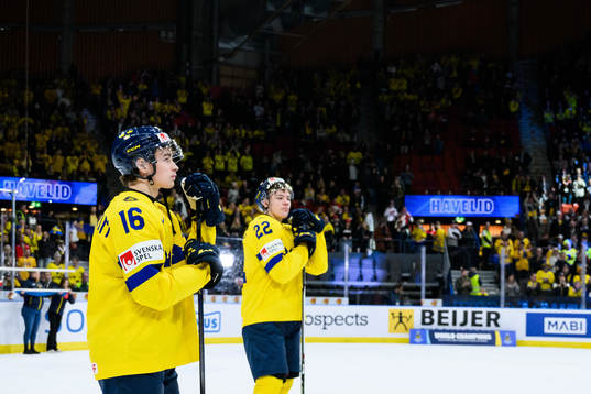 Felix Unger Sörum of Sweden looks dejected