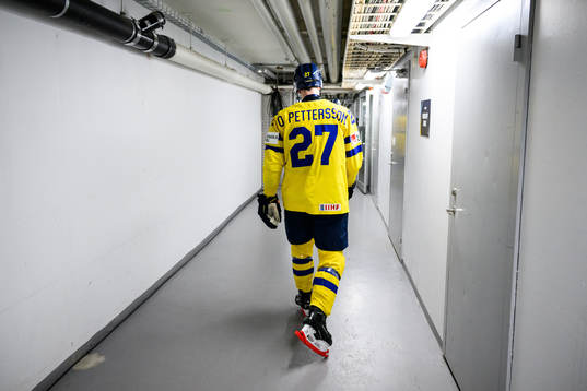 Oskar Pettersson of Sweden looks dejected