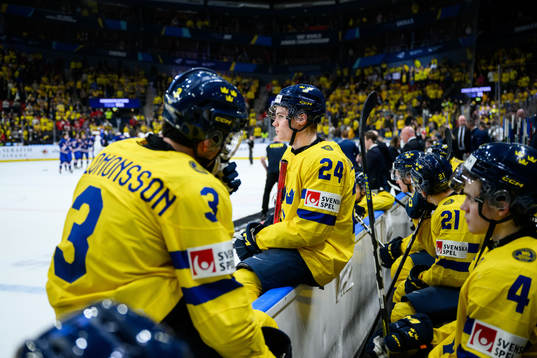 Tom Willander of Sweden looks dejected