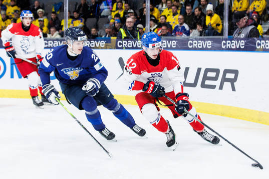 Oiva Keskinen of Finland and Dominik Rymon of Czech Republic