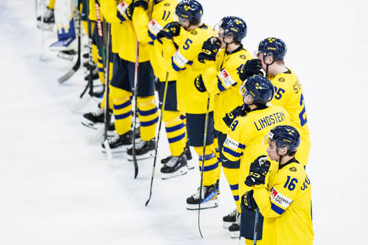 Felix Unger Sörum of Sweden looks dejected
