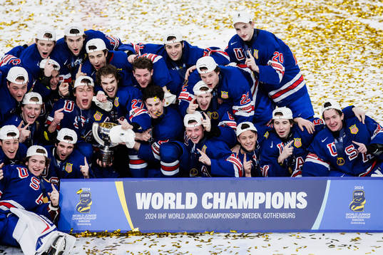 Players of USA celebrate