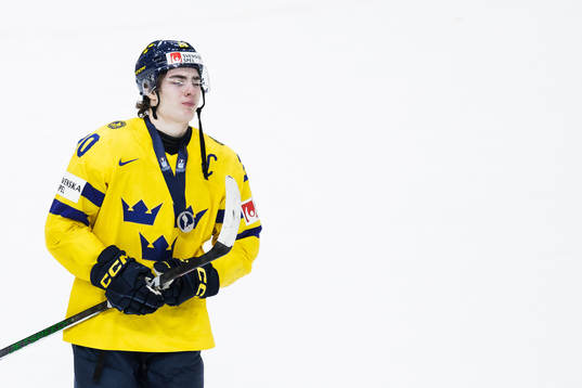 Liam Öhgren of Sweden looks dejected