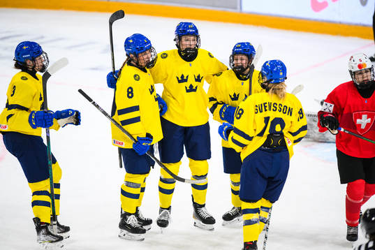 Isabelle Leijonhielm of Sweden celebrates with teammates