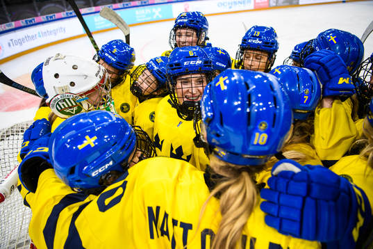 Players of Sweden celebrate