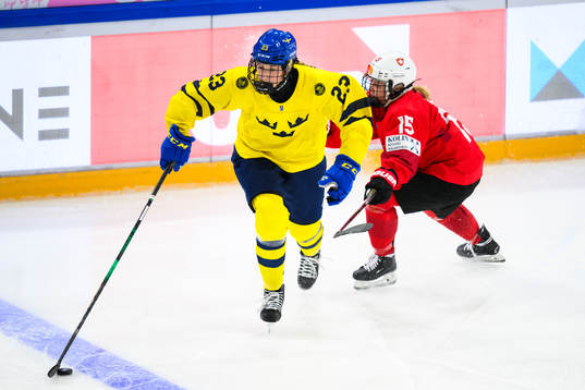 Isabelle Leijonhielm of Sweden and Sonja Inkamp of