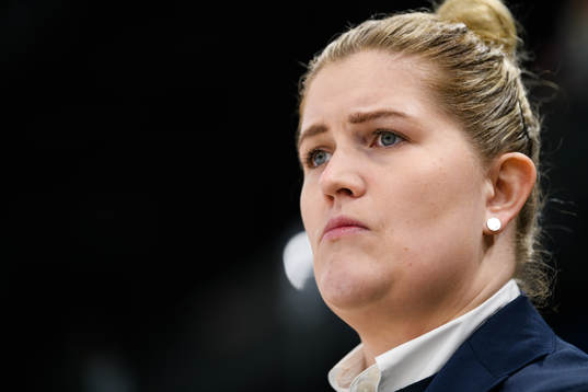 Assistant coach Melinda Olsson