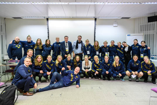 Players of Sweden and Peter Forsberg, former hockey pro,