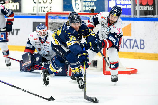 HV71s Måns Lindbäck och Linköpings Oscar Fantenberg