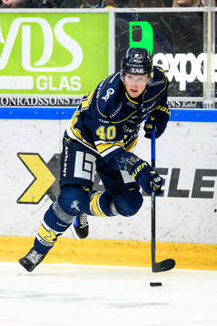 HV71s Oskar Stål-Lyrenäs