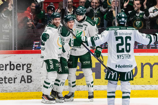 Färjestads Patrik Lundh jublar