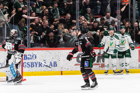 Färjestads Joel Kellman jublar