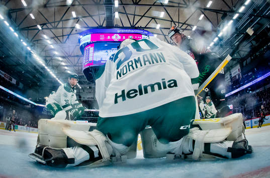 Färjestads målvakt Tobias Normann